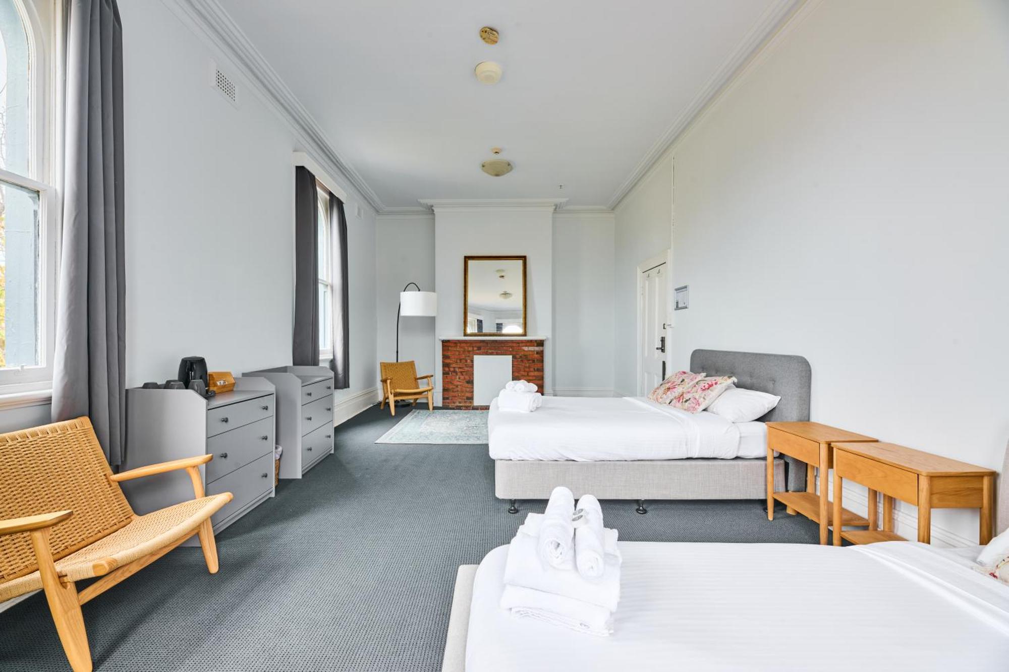 College Lawn Hotel Мелбърн Екстериор снимка